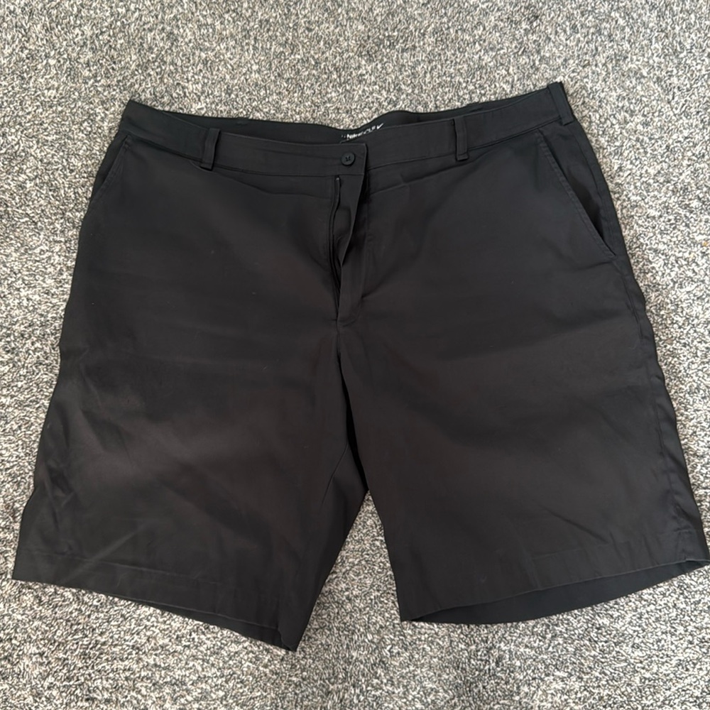 Men’s Nike Dri-Fit shorts, Black, Size 40